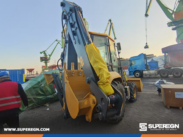 Savador - 1 Unit XCMG XC8-C2570 Backhoe Loader