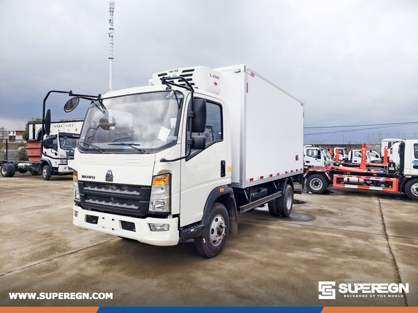 Chad - 1 Unit HOWO 5Ton CLW5040XLCZ6 Refrigerated Truck