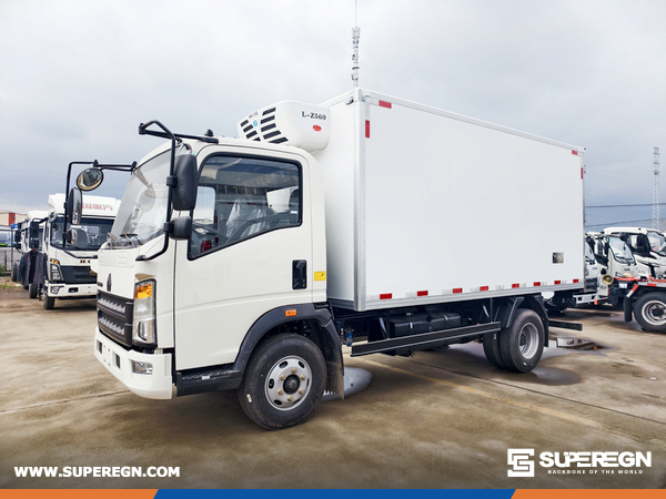 Chad - 1 Unit HOWO 5Ton CLW5040XLCZ6 Refrigerated Truck