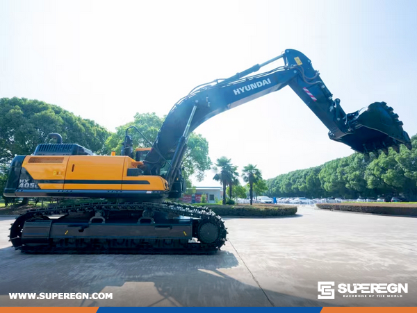 Mexico - 1 Unit HYUNDAI HX405L Crawler Excavator