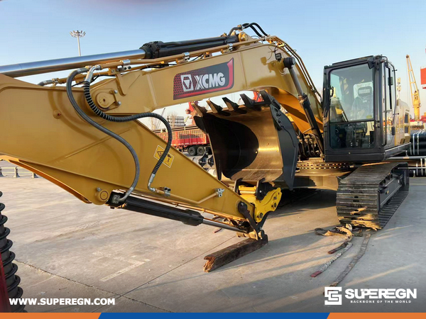 Armenia - 1 Unit XCMG XE200GA Crawler Excavator