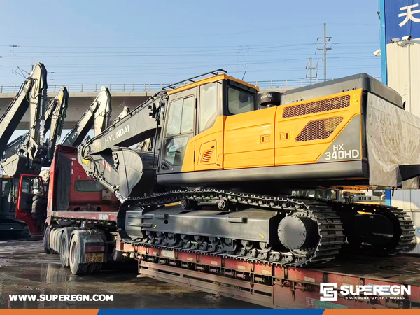 Algeria - 1 Unit HYUNDAI HX340HD Crawler Excavator