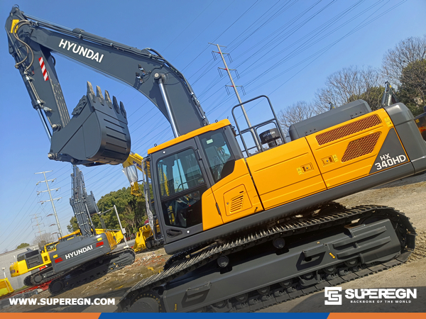 Algeria - 1 Unit HYUNDAI HX340HD Crawler Excavator