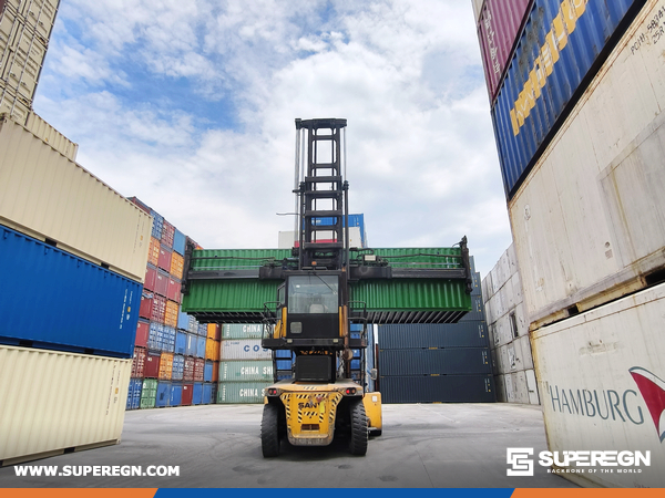 Philippine Clients Visited Container Factory