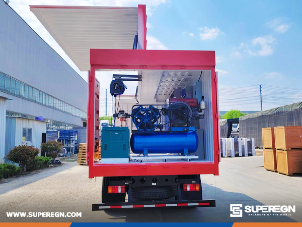 Guinea - 1 Unit SINOTRUK Maintenance Truck
