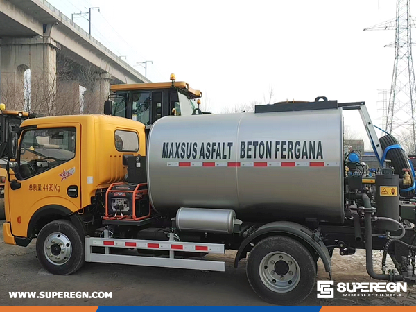 Uzbekistan - 1 Unit XCMG XLS305A  Asphalt Distributor